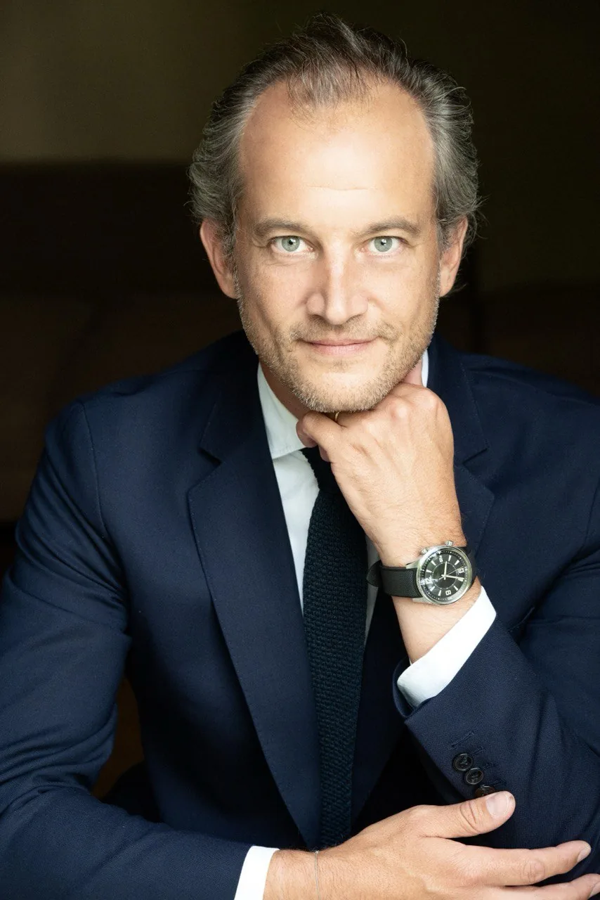 Portrait professionnel masculin pour LinkedIn réalisé par Sandrine Gluck
